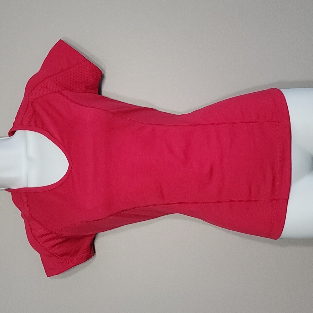Workout/Athleisure T-shirt, Cutout Back